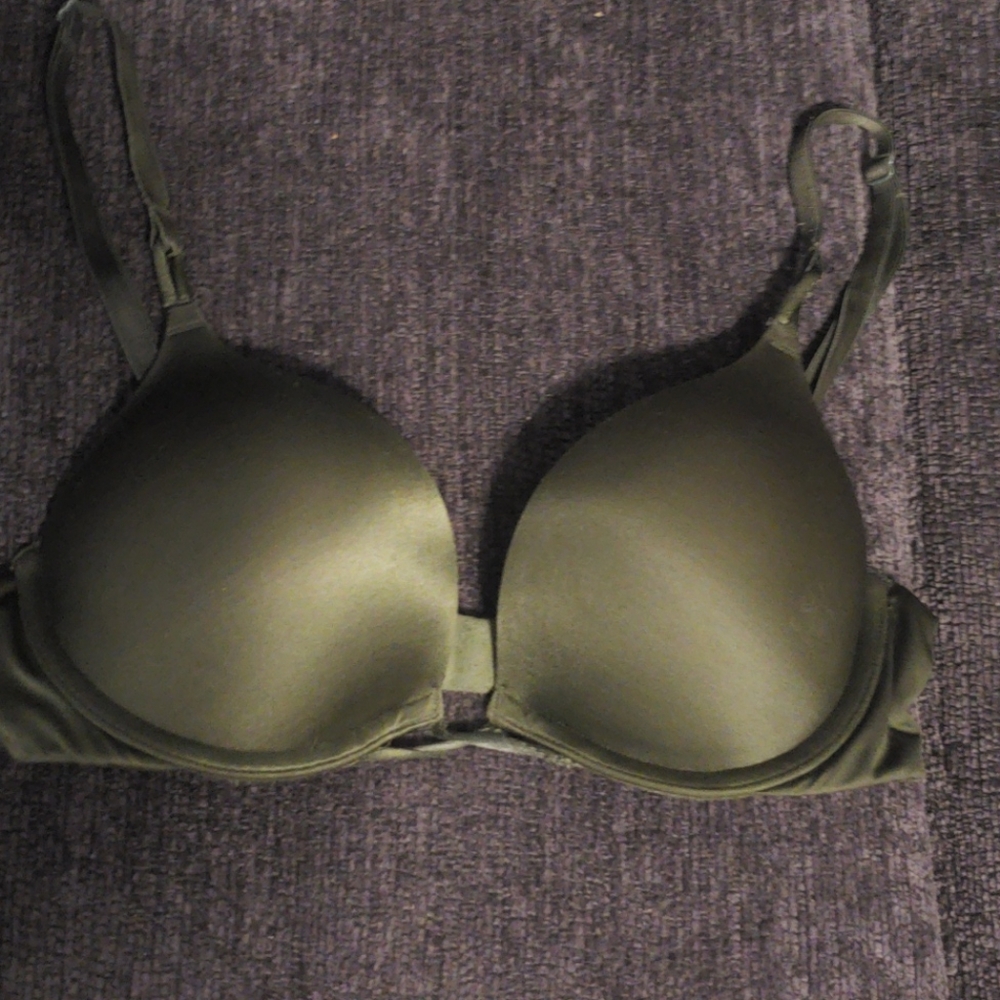 VS bombshell push up bra